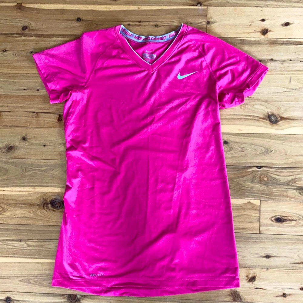 V-neck Nike dri-fit workout tee